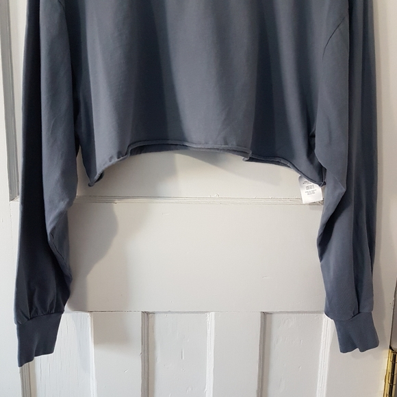 Aritzia Azure Skies Long Sleeve Crewneck Pullover Cropped Top Tee Blue Grey Sz S - Picture 7 of 11